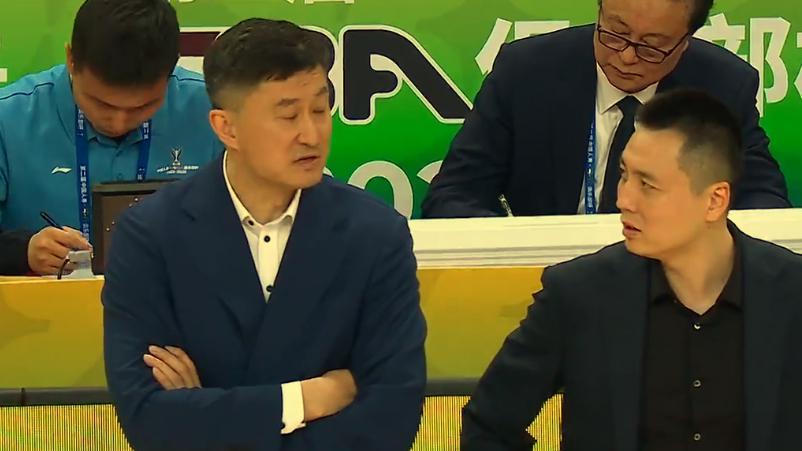 MK体育app下载-上海淘汰广东进四强！卢伟给足了杜锋面子，否则赢30分都不成问题